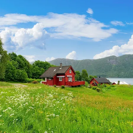 Hygge Huette - Zwischen Fjell Und Fjord *