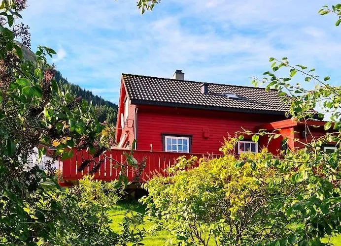Hygge Huette - Zwischen Fjell Und Fjord Lauvstad