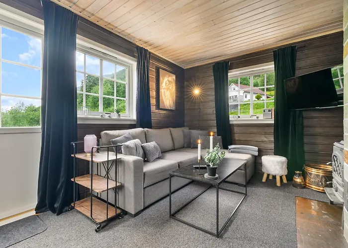 Hygge Huette - Zwischen Fjell Und Fjord Nyaraló